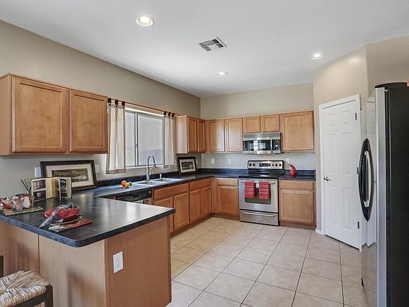 2nd image of 17834 W Marshall Ln