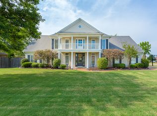 9892 Garden Pl, Germantown, TN 38139