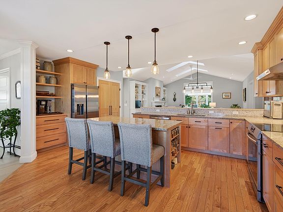 2nd image of 24 Maxwell Woods Drive #15