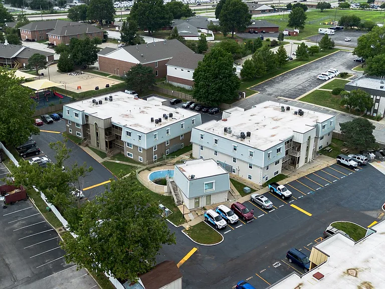Fountainridge Apartments — Photo 24