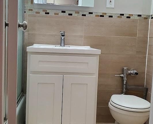 3rd image of 1910 Parsons Blvd APT 3