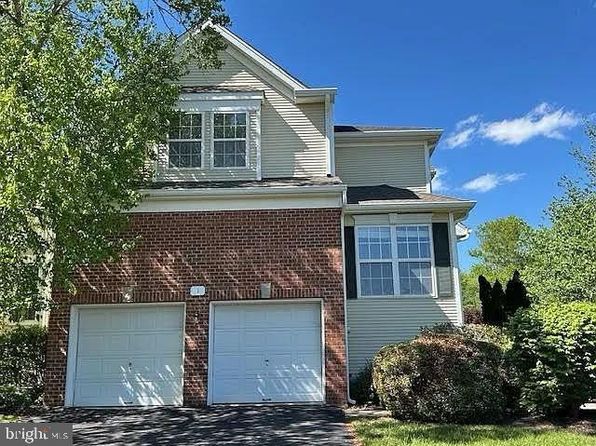 1 Cardiff Ct