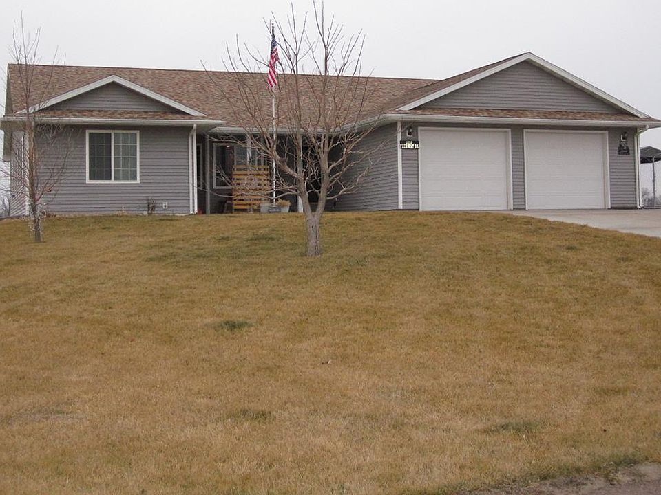 1st image of 1559 W Fairway Dr