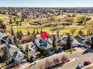 720 W Woodside Dr NW, Airdrie, AB T4B 2H1