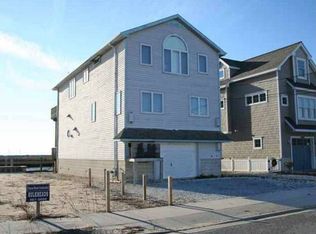 712 21st St, Avalon, NJ 08202