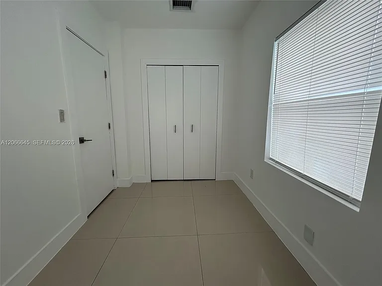 1890 NW 35th St #7 — Photo 13