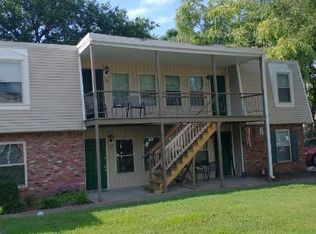 508 Hale Rd APT 8, Clarksville, IN 47129