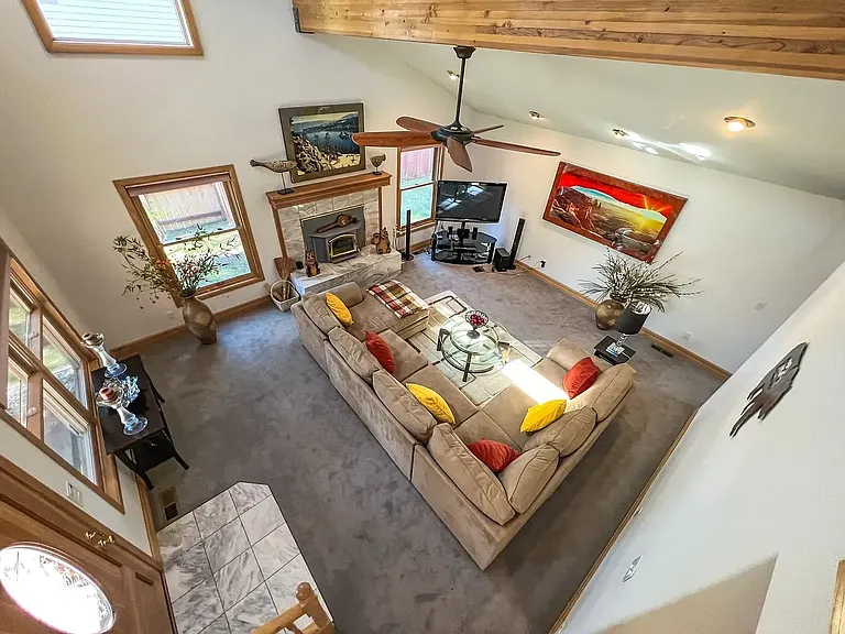 920 Tanglewood Dr — Photo 9