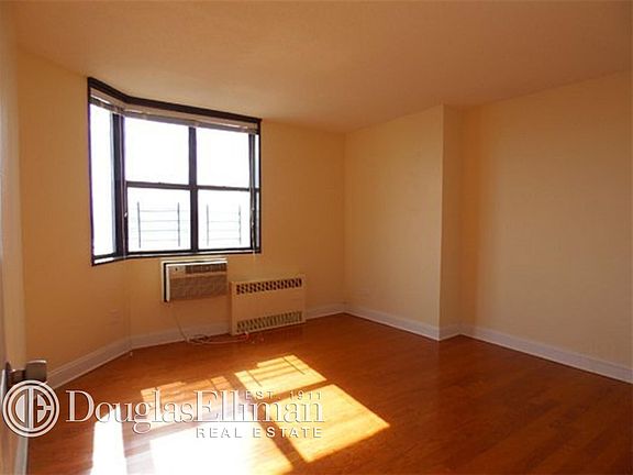 2nd image of 3333 Broadway APT D26a