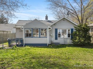 4559 Wilkshire Ave SW, Wyoming, MI 49548