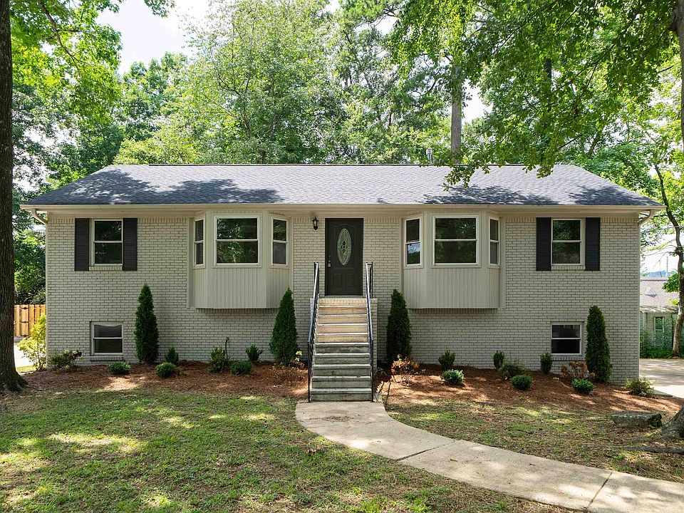 1st image of 4038 Ida Ln