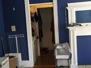10 Douglas St, Cambridge, MA 02139