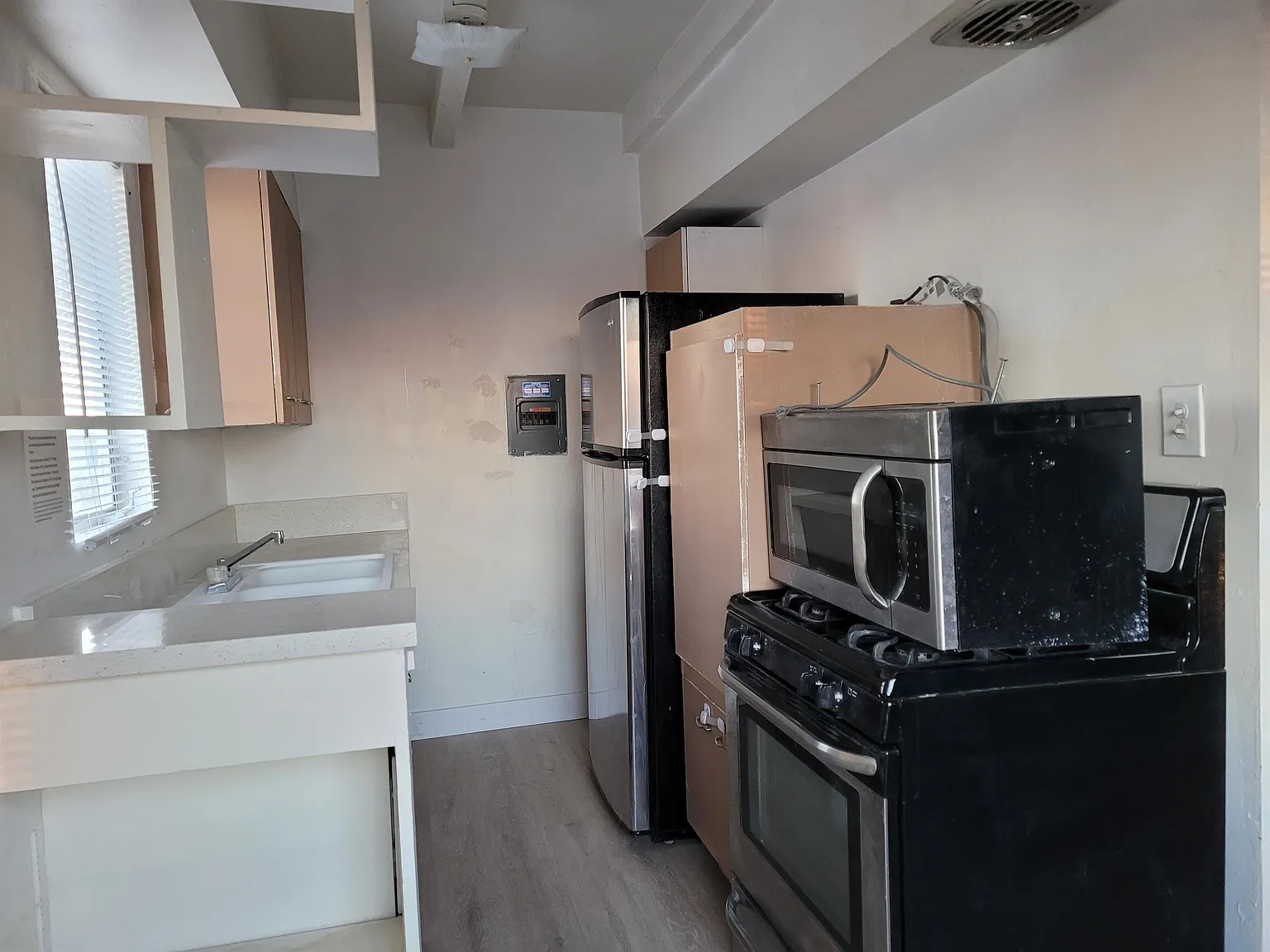 411 S 11th Street - 10 — Photo 4
