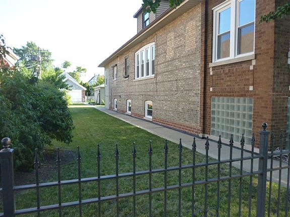 2nd image of 5115 W 31st St