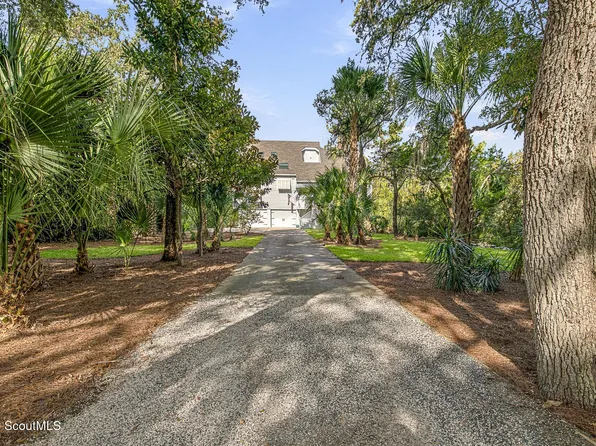 207 Military Rd, Saint Simons Island, GA 31522