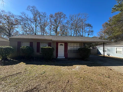 710 Northhill Dr Photo 1