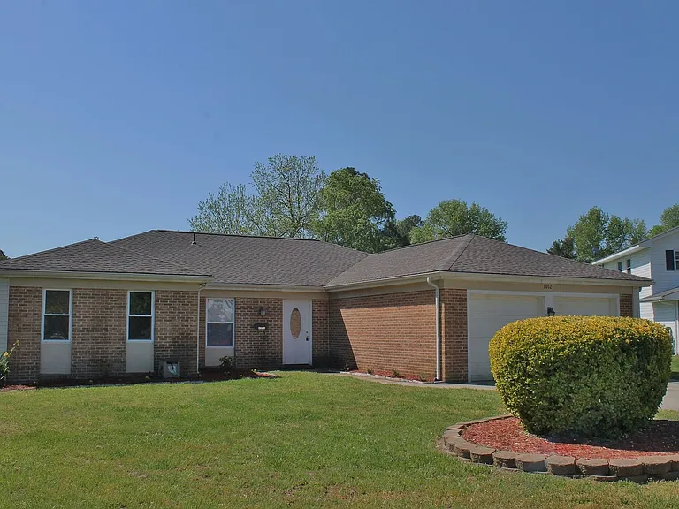 1012 Antioch Cir — Photo 1