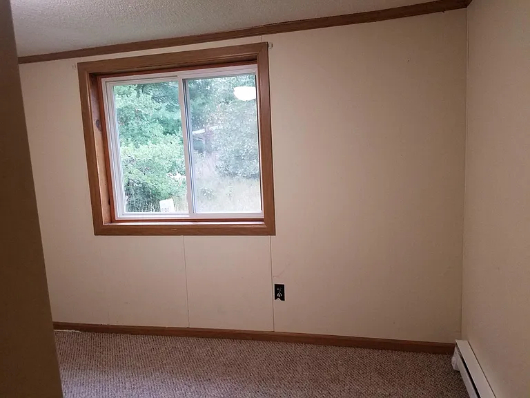 1st bedroom