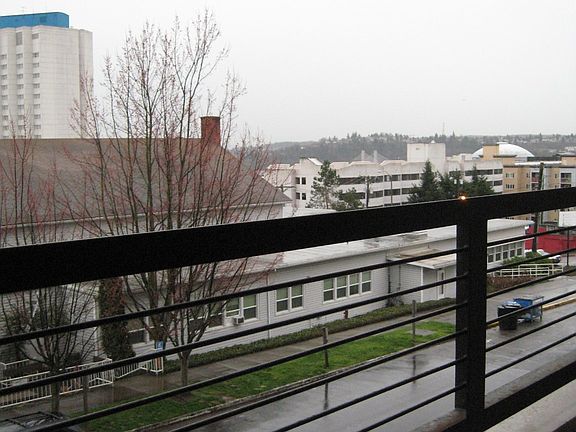 2nd image of 1142 Fawcett Ave #301