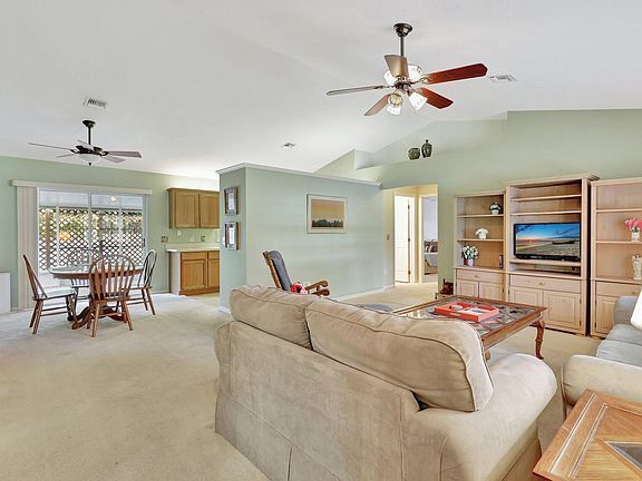 5th image of 2025 13th Avenue SW