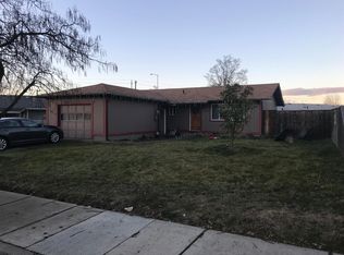 2371 Falcon St, White City, OR 97503