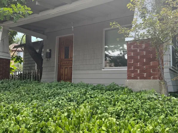 23 Sherman St, Ashland, OR 97520