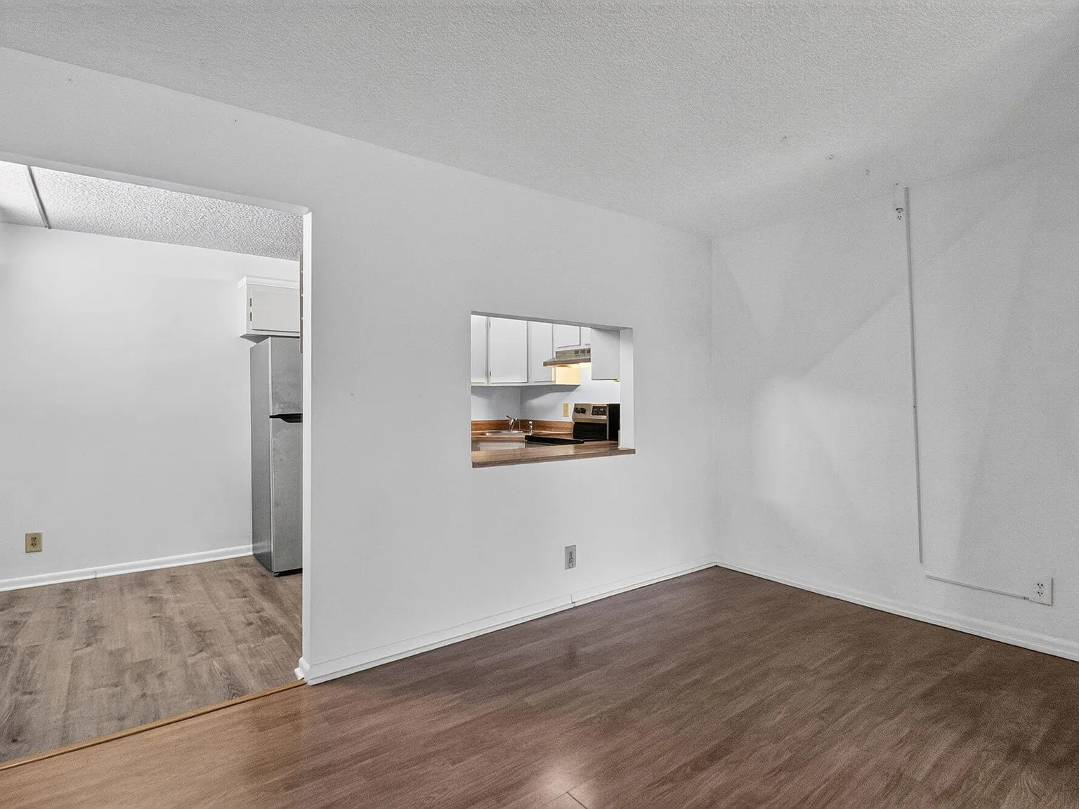 2 bed, 2.0 bath, 1111 sqft, $1,850 — Photo 4