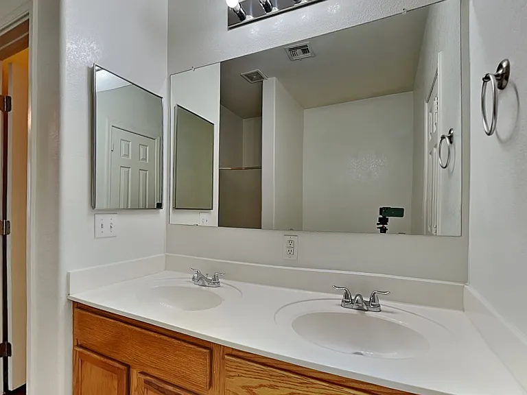 6513 W Miami St — Photo 13