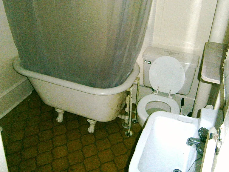 105 Dewitt Pl — Photo 33
