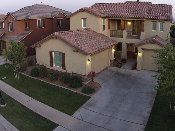 3rd image of 3925 E Mesquite St