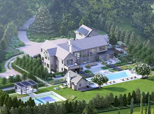 107 Georgica Rd, East Hampton, NY 11937