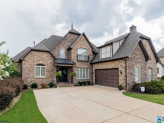 2nd image of 847 Vanessa Dr