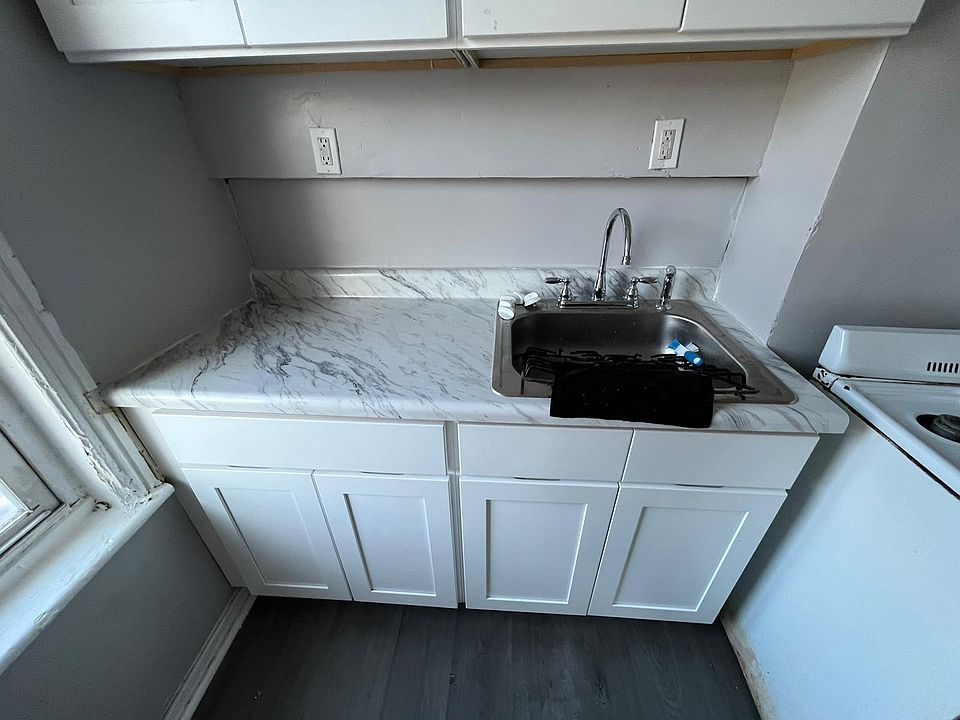 2nd image of 206 Brunswick Ave Floor 2