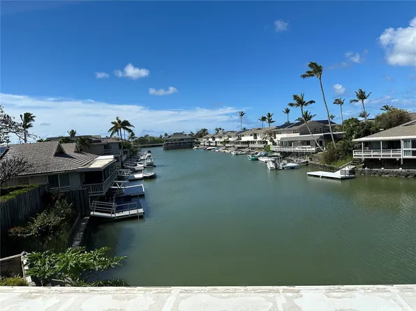 317 Opihikao Pl #432, Honolulu, HI 96825