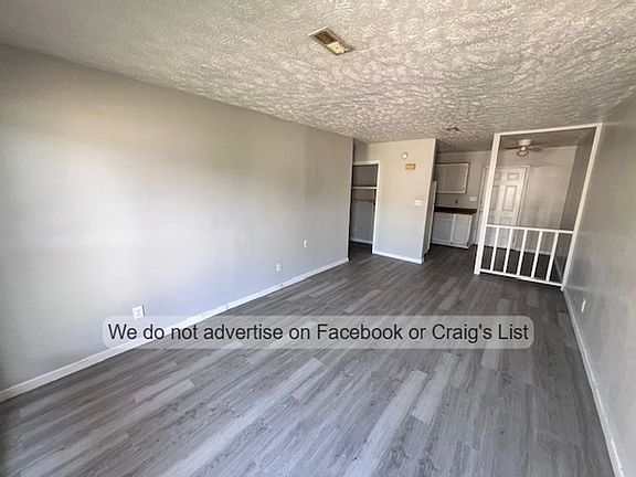 2nd image of 1425-1431 Tangora Ln #1425