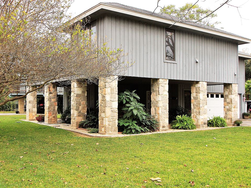 1st image of 195 Royal George Cir