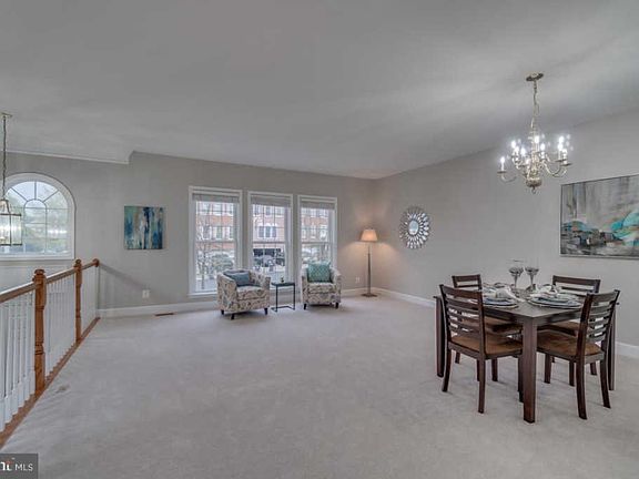 3rd image of 8181 Pasture Rose Ct