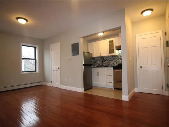 151 Henry Johnson Blvd APT 3C, Albany, NY 12210