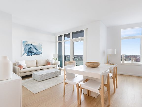 4th image of 123 Linden Blvd APT 21H