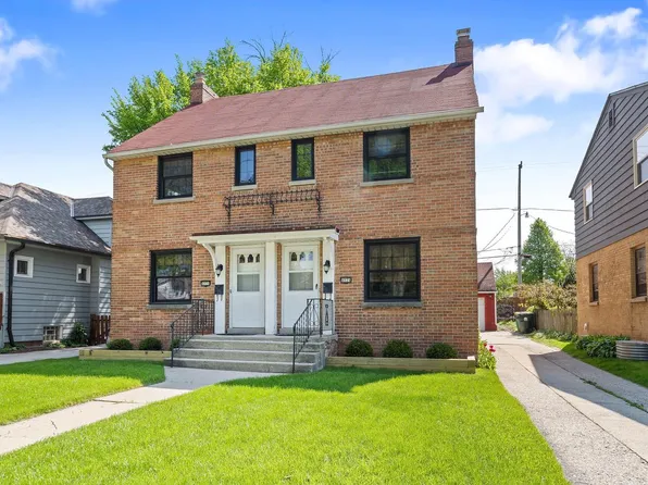 4024 North Larkin STREET #4026, Shorewood, WI 53211