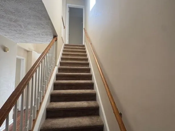25119 York Dr #38, Abingdon, VA 24211