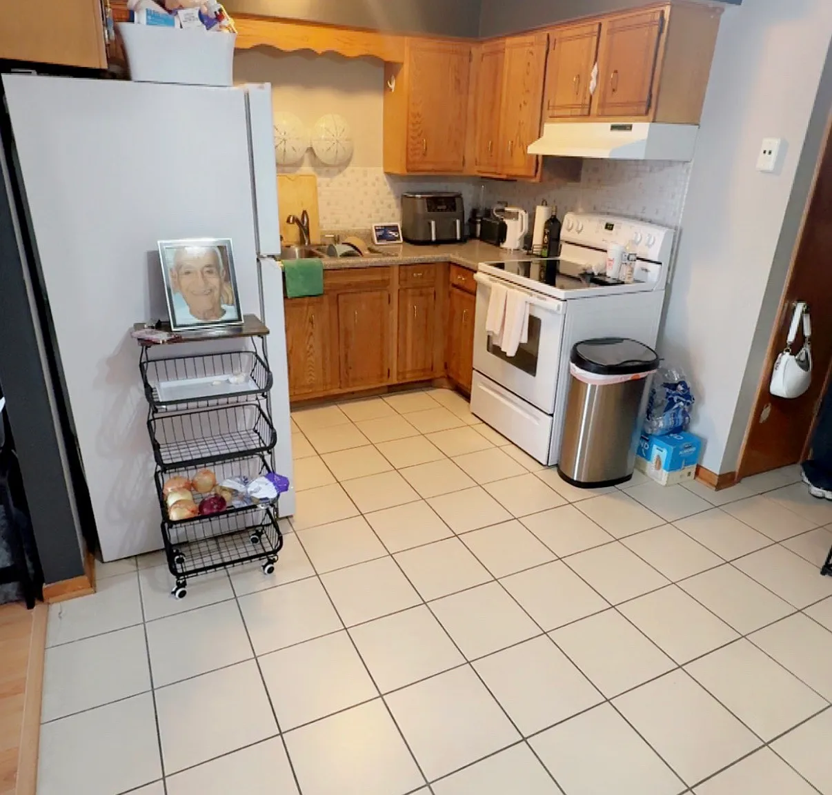 1 bed, 900 sqft, $1,500 — Photo 2