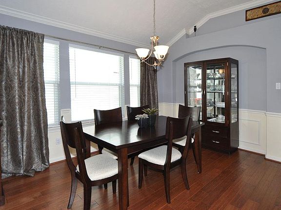 2nd image of 24815 Cobble Canyon Ln