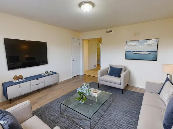 102 Provence Dr #A06, Stuarts Draft, VA 24477