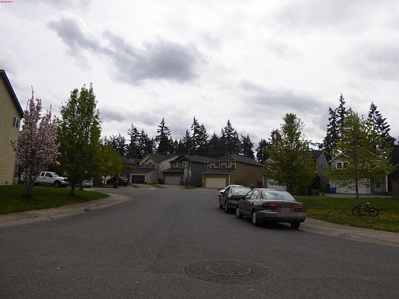 5th image of 15914 66th Avenue Ct E