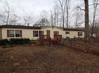 375 Ratteree Rd, Buchanan, TN 38222