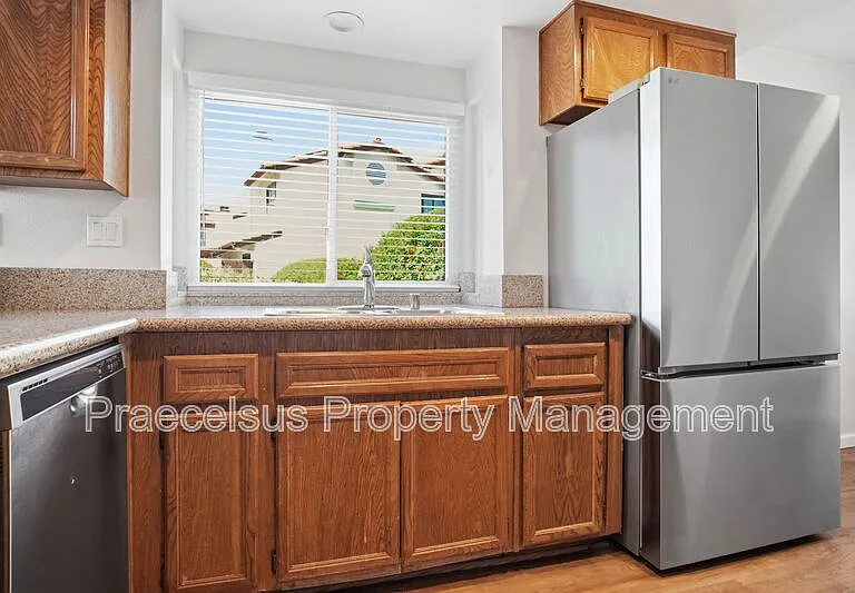 1535 Apache Dr #D — Photo 8