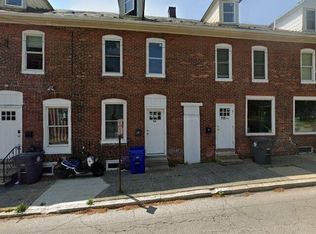 113 S Washington St #B, Pottstown, PA 19464