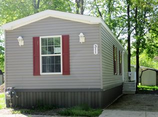 311 Ashwood Dr, Elyria, OH 44035