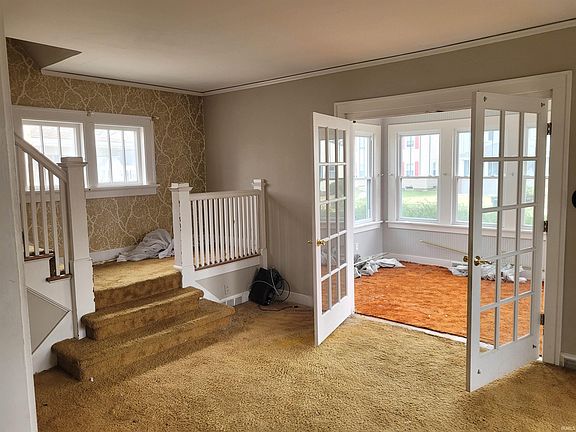 5th image of 2033 Beverly Pl